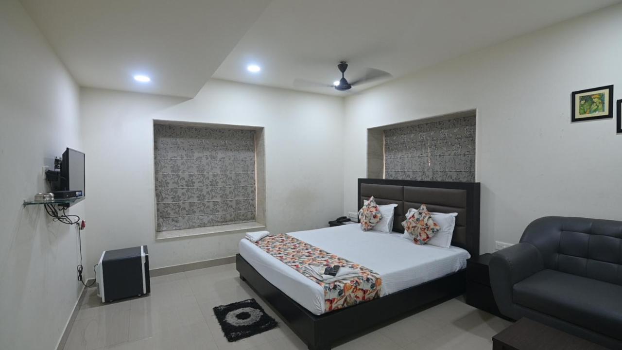 Nk7 Guest House Calcutta  Esterno foto